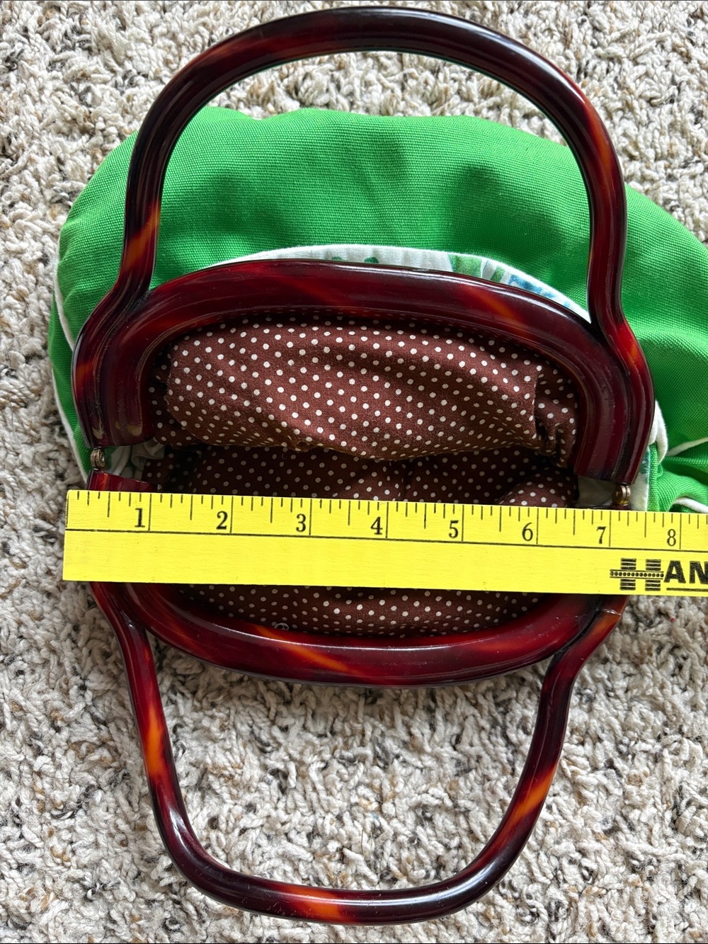 Vintage Bermuda Bag with Lucite Handle and Reversible Cloth Cover - Picture 9 of 10